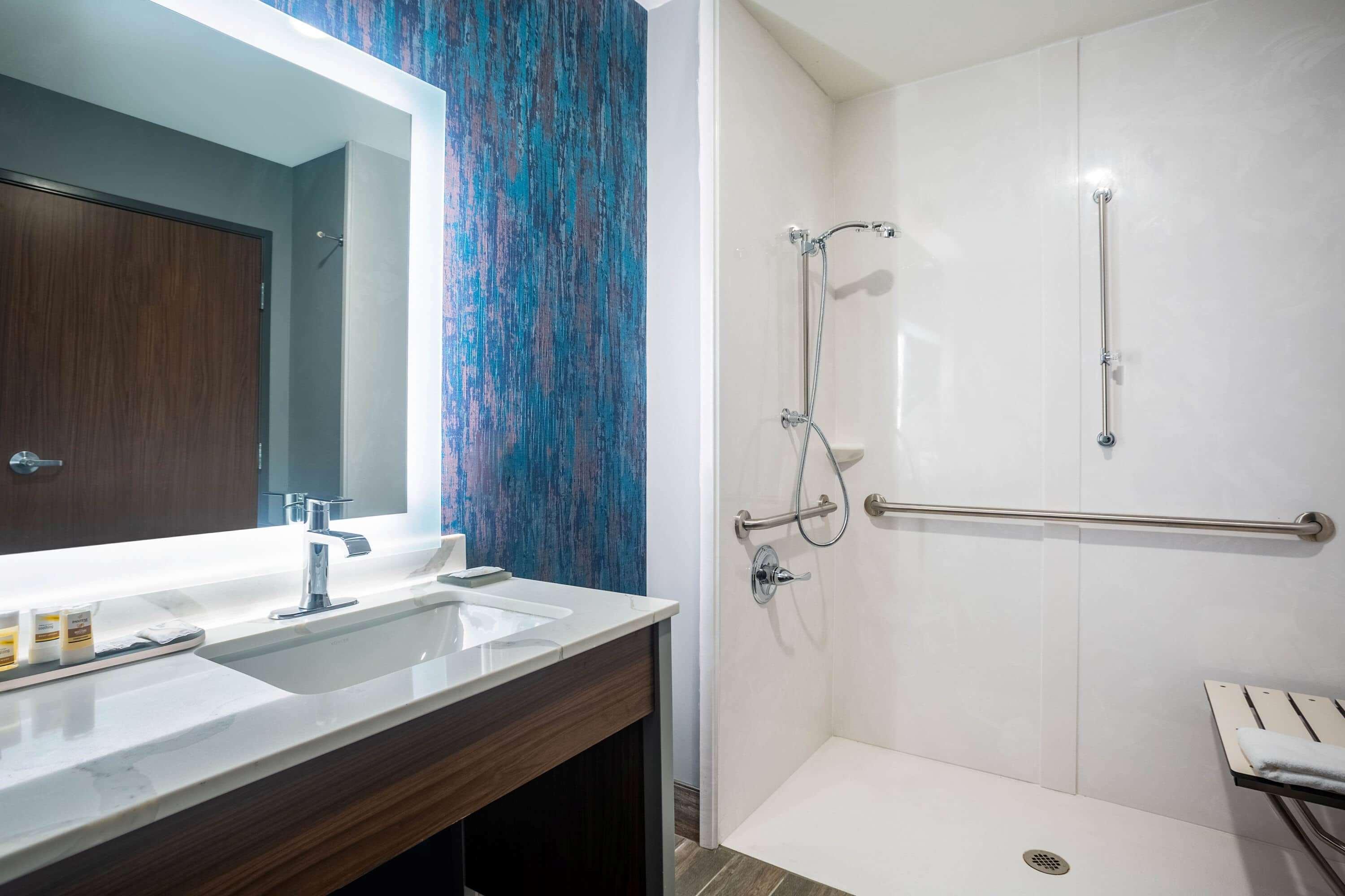 La Quinta Inn & Suites By Wyndham Oxford Dış mekan fotoğraf